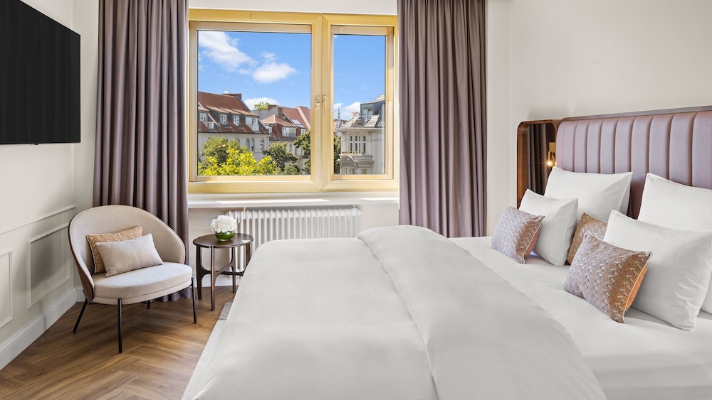 Bristol Berlin Vignette Collection by IHG — Hotel rooms in Berlin, Berlin