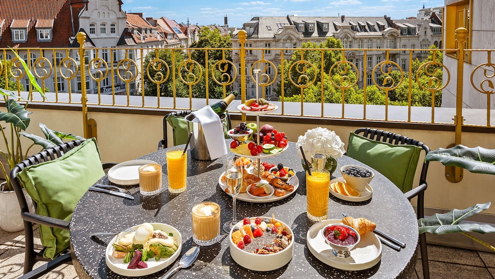 Bristol Berlin Vignette Collection by IHG — Restaurant & bars in Berlin, Berlin