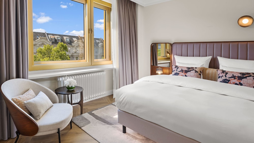 Bristol Berlin Vignette Collection by IHG — Hotel rooms in Berlin, Berlin