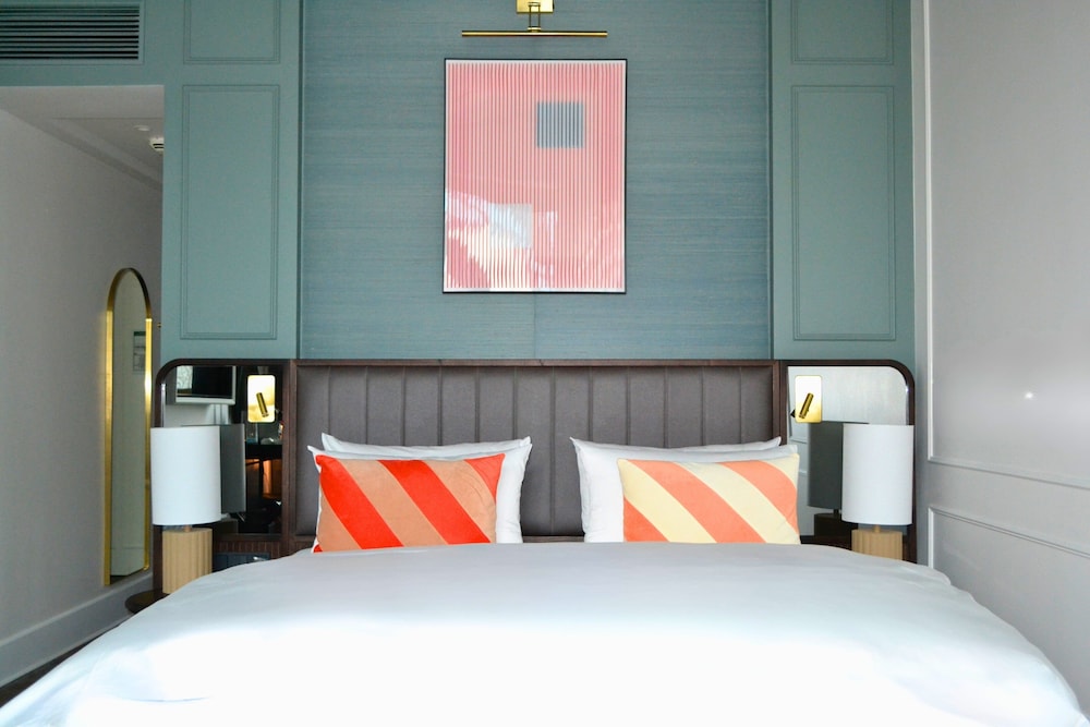 Bristol Berlin Vignette Collection by IHG — Hotel rooms in Berlin, Berlin