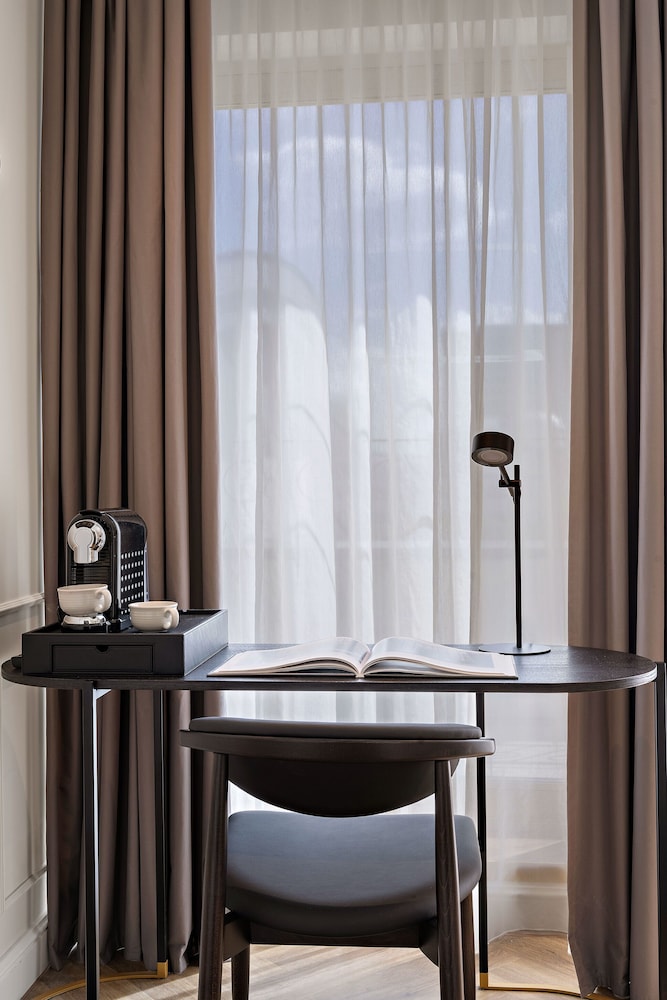 Bristol Berlin Vignette Collection by IHG — Hotel rooms in Berlin, Berlin