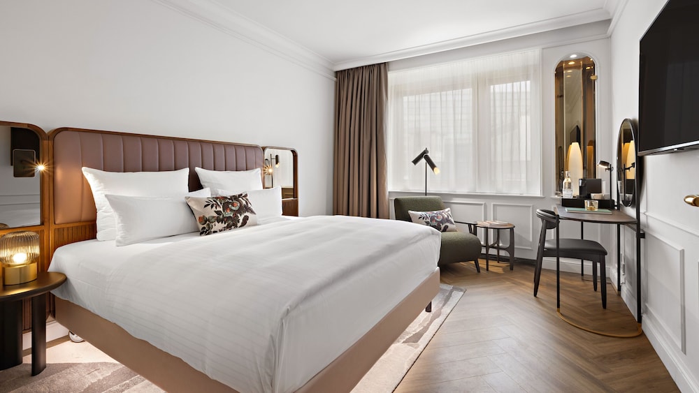 Bristol Berlin Vignette Collection by IHG — Hotel rooms in Berlin, Berlin