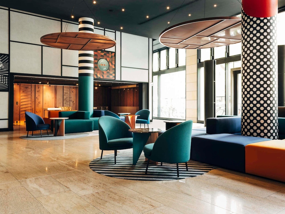 Pullman Berlin Schweizerhof — Hotel building in Berlin, Berlin