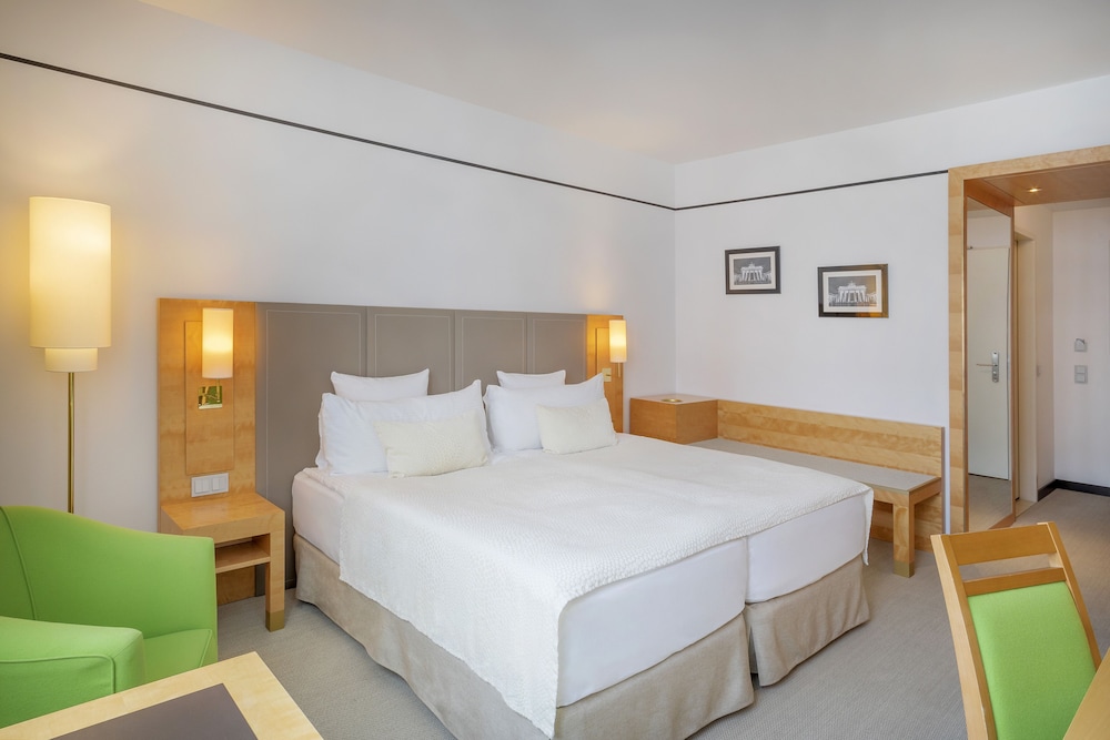 Melia Berlin — Hotel rooms in Berlin, Berlin
