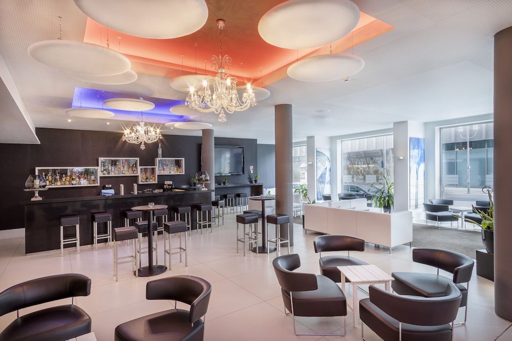Melia Berlin — Restaurant & bars in Berlin, Berlin