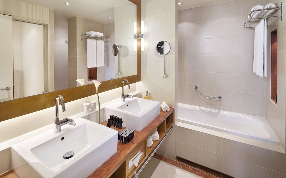 Melia Berlin — Hotel rooms in Berlin, Berlin