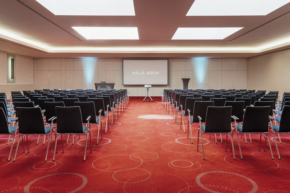 Melia Berlin — Hotel building in Berlin, Berlin
