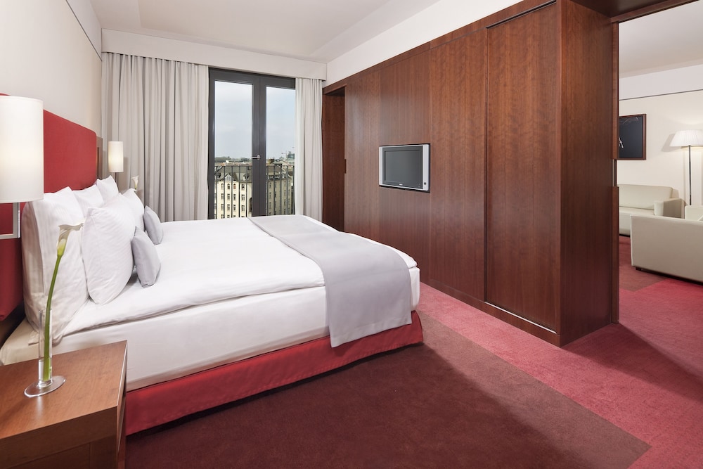 Melia Berlin — Hotel rooms in Berlin, Berlin