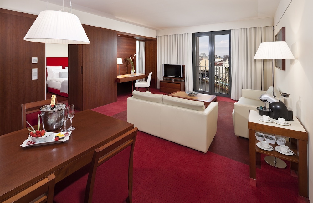 Melia Berlin — Hotel rooms in Berlin, Berlin