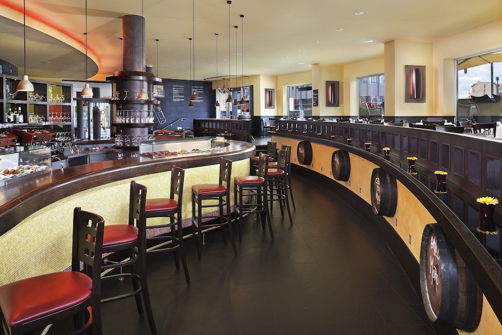 Melia Berlin — Restaurant & bars in Berlin, Berlin