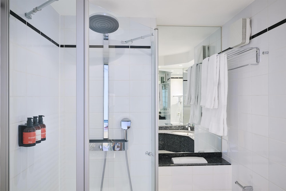 iStay by NH Berlin City Ost Hotel — Hotel rooms in Berlin, Berlin