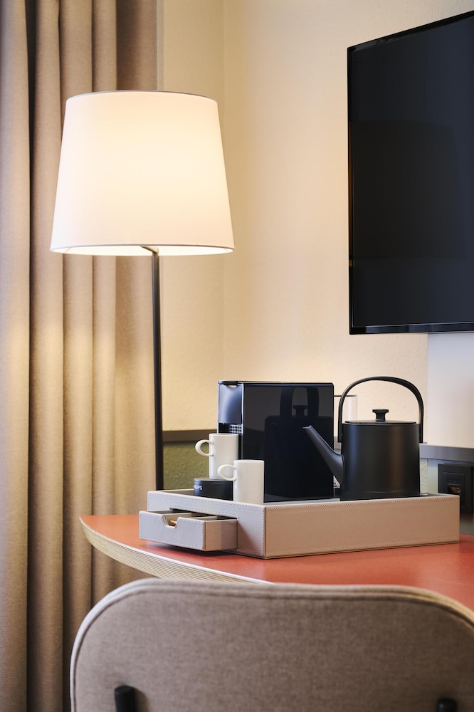 iStay by NH Berlin City Ost Hotel — Hotel rooms in Berlin, Berlin