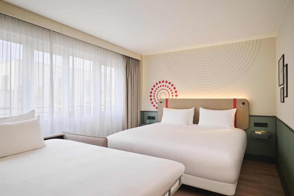iStay by NH Berlin City Ost Hotel — Hotel rooms in Berlin, Berlin