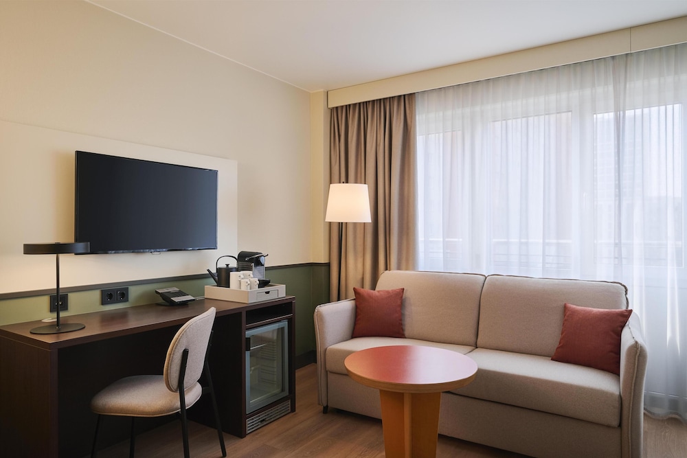 iStay by NH Berlin City Ost Hotel — Hotel rooms in Berlin, Berlin