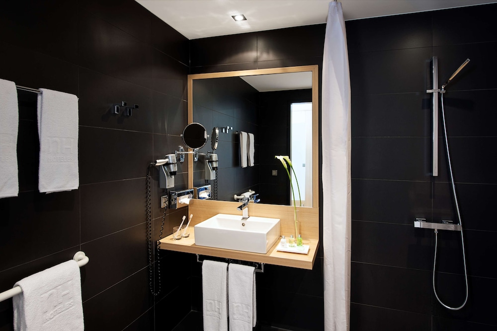 NH Berlin Potsdamer Platz — Hotel rooms in Berlin, Berlin
