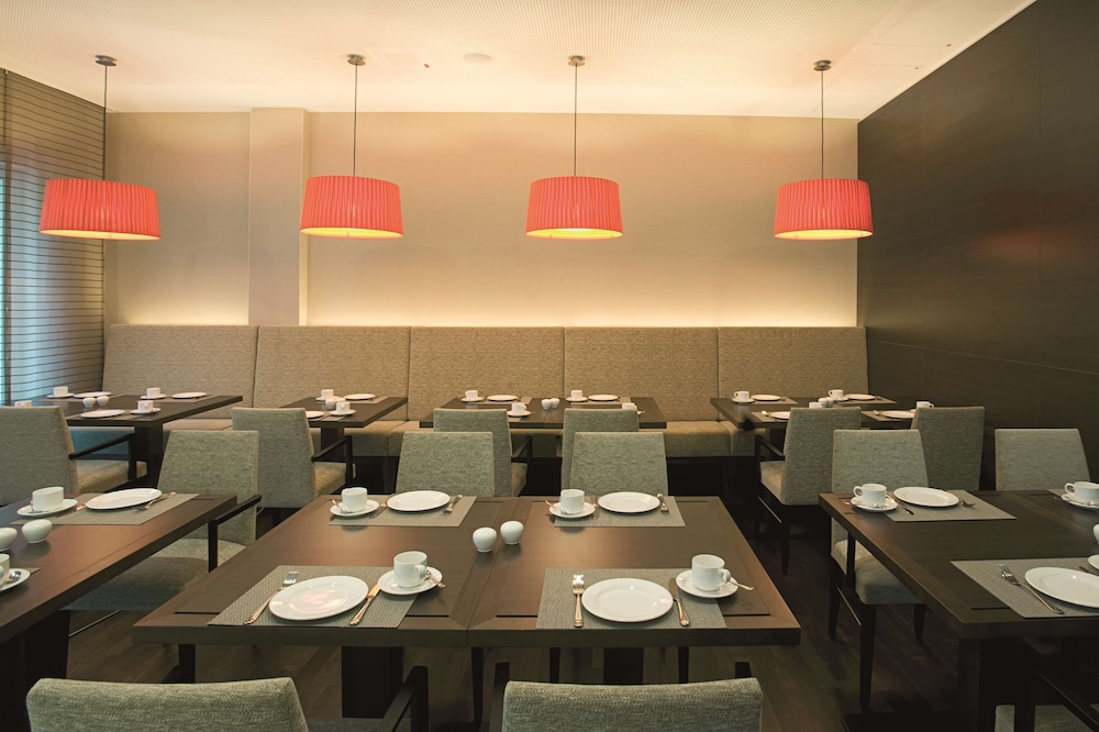 NH Berlin Potsdamer Platz — Restaurant & bars in Berlin, Berlin