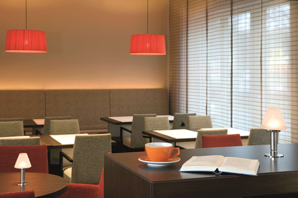 NH Berlin Potsdamer Platz — Restaurant & bars in Berlin, Berlin
