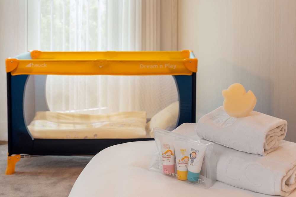 NH Collection Berlin Mitte am Checkpoint Charlie — Hotel rooms in Berlin, Berlin