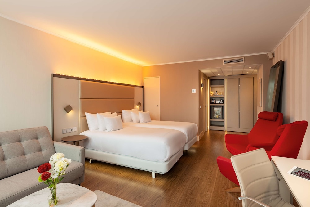 NH Collection Berlin Mitte am Checkpoint Charlie — Hotel rooms in Berlin, Berlin