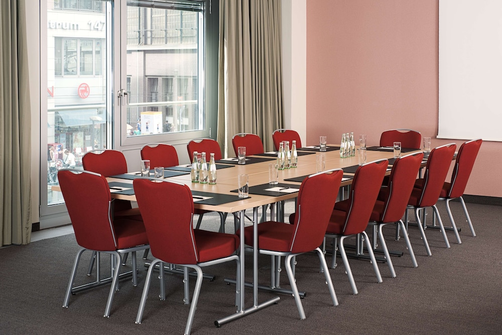 NH Collection Berlin Mitte Friedrichstrasse — Hotel building in Berlin, Berlin
