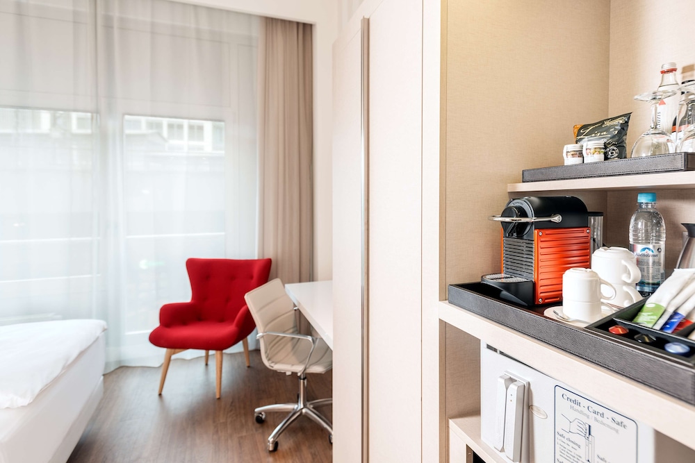 NH Collection Berlin Mitte Friedrichstrasse — Hotel rooms in Berlin, Berlin