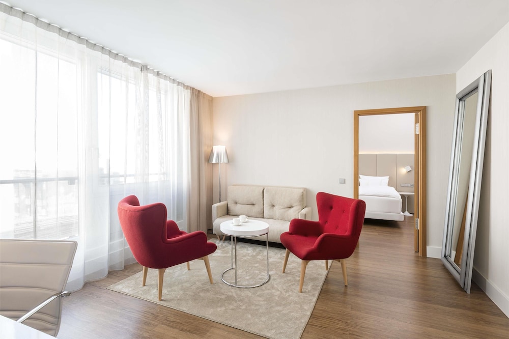 NH Collection Berlin Mitte Friedrichstrasse — Hotel rooms in Berlin, Berlin