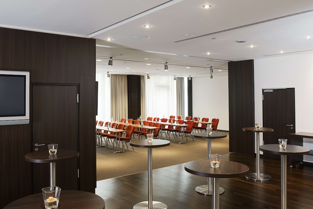 NH Collection Berlin Mitte Friedrichstrasse — Hotel building in Berlin, Berlin