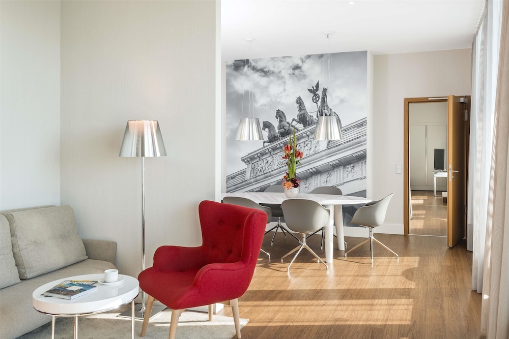NH Collection Berlin Mitte Friedrichstrasse — Hotel rooms in Berlin, Berlin