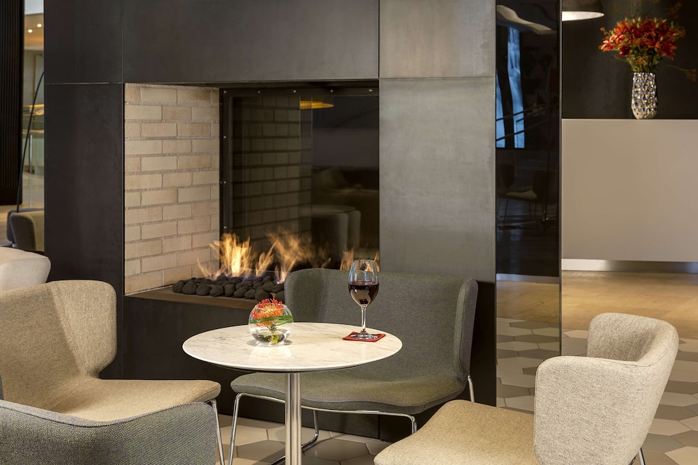 NH Collection Berlin Mitte Friedrichstrasse — Restaurant & bars in Berlin, Berlin