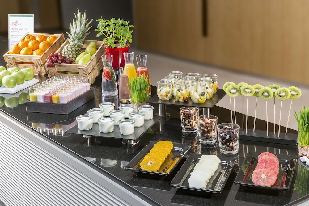 NH Collection Berlin Mitte Friedrichstrasse — Restaurant & bars in Berlin, Berlin