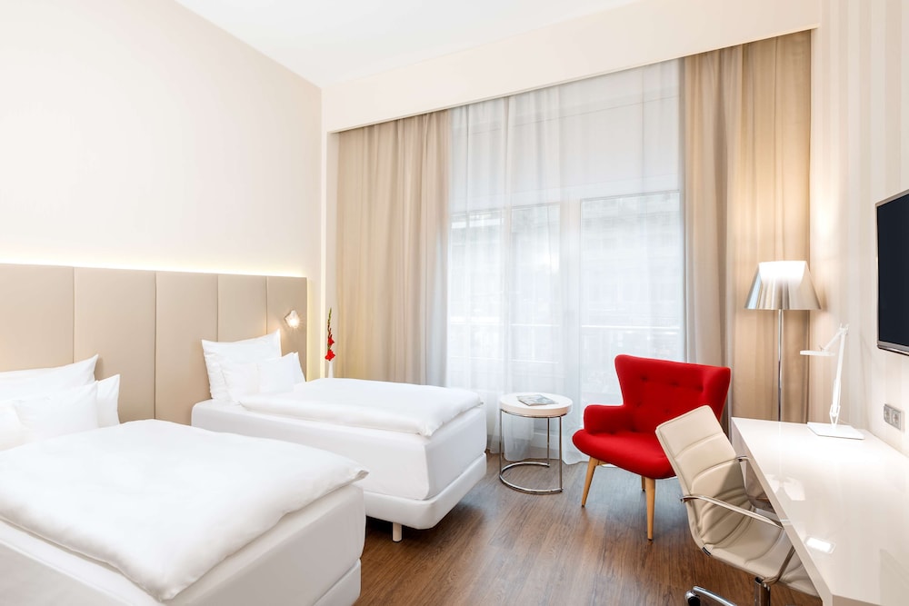 NH Collection Berlin Mitte Friedrichstrasse — Hotel rooms in Berlin, Berlin