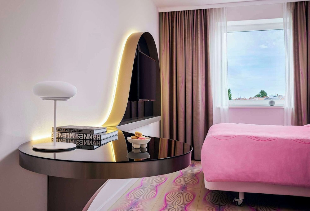 nhow Berlin — Hotel rooms in Berlin, Berlin