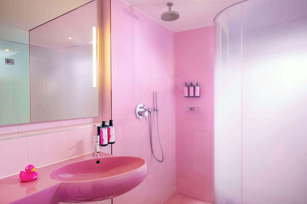 nhow Berlin — Hotel rooms in Berlin, Berlin