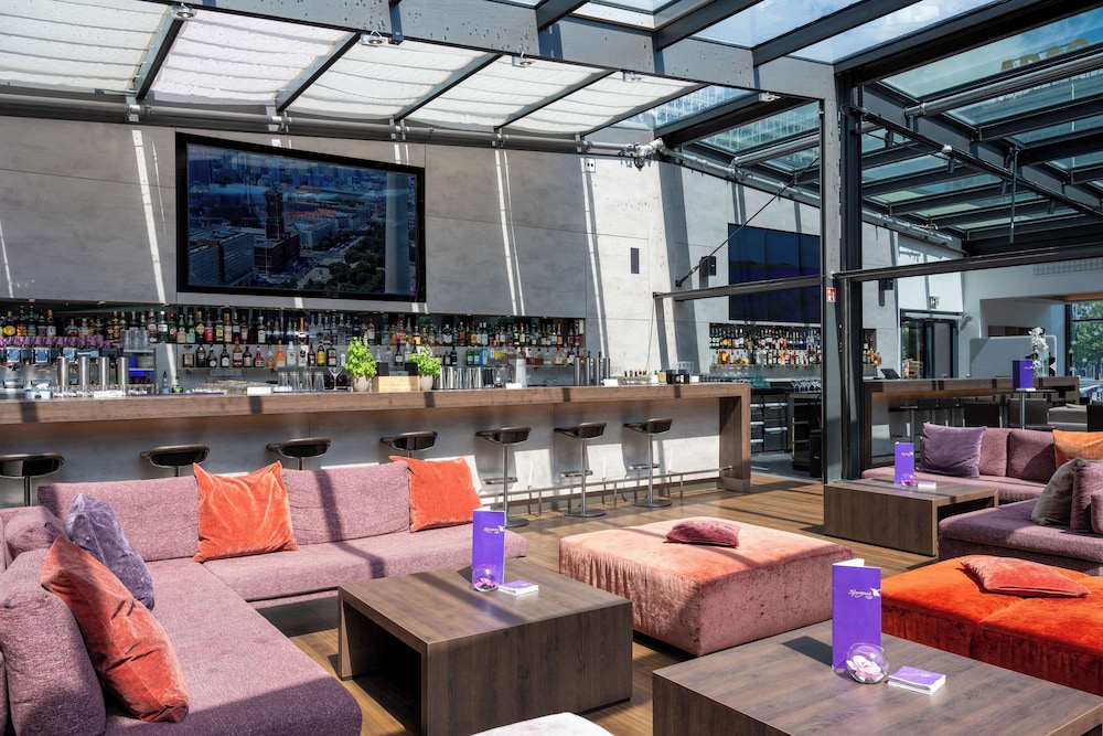 Park Inn by Radisson Berlin Alexanderplatz — Restaurant & bars in Berlin, Berlin