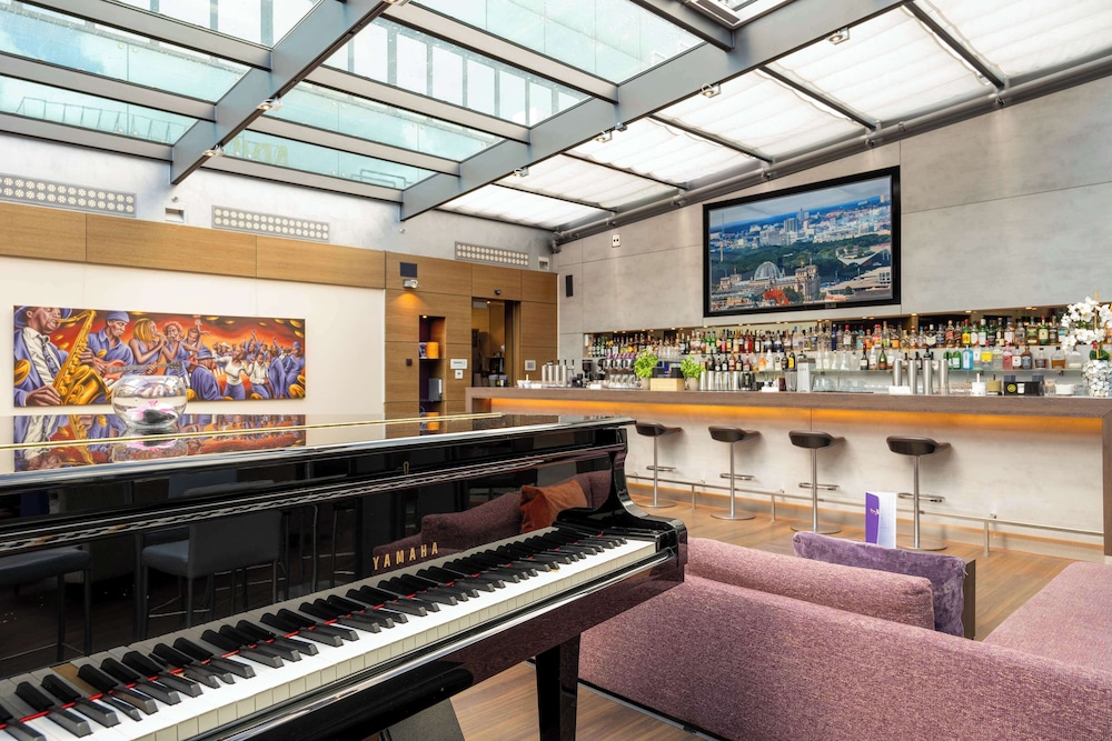 Park Inn by Radisson Berlin Alexanderplatz — Restaurant & bars in Berlin, Berlin