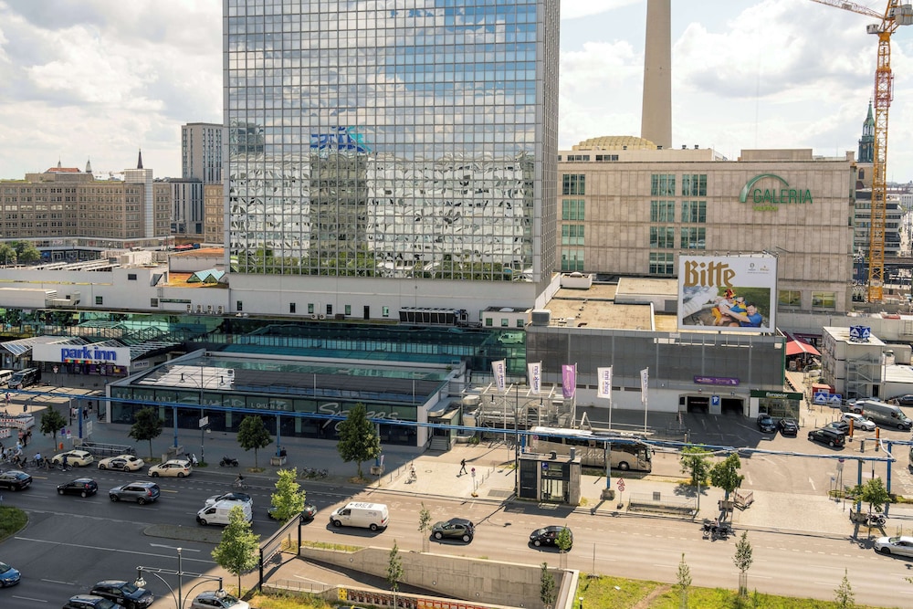 Park Inn by Radisson Berlin Alexanderplatz - zdjęcie 2