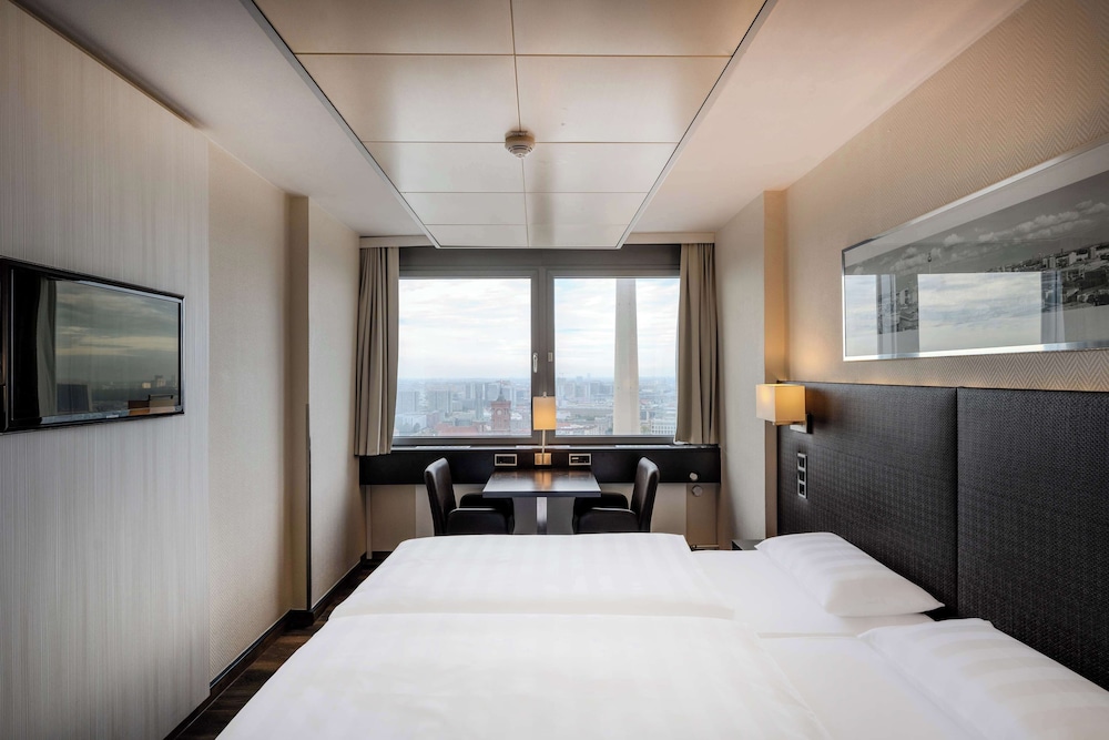 Park Inn by Radisson Berlin Alexanderplatz — Hotel rooms in Berlin, Berlin