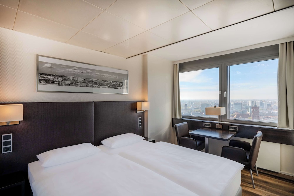 Park Inn by Radisson Berlin Alexanderplatz — Hotel rooms in Berlin, Berlin