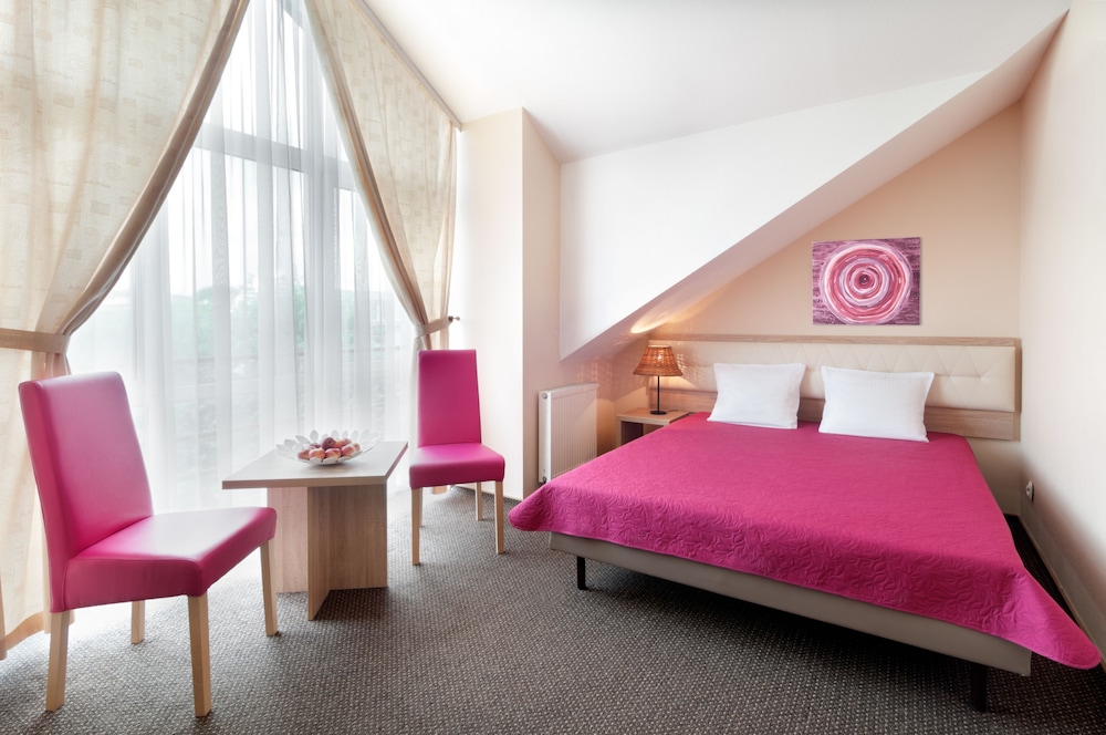 Petrus Hotel — Hotel rooms in Krakow, Lesser Poland