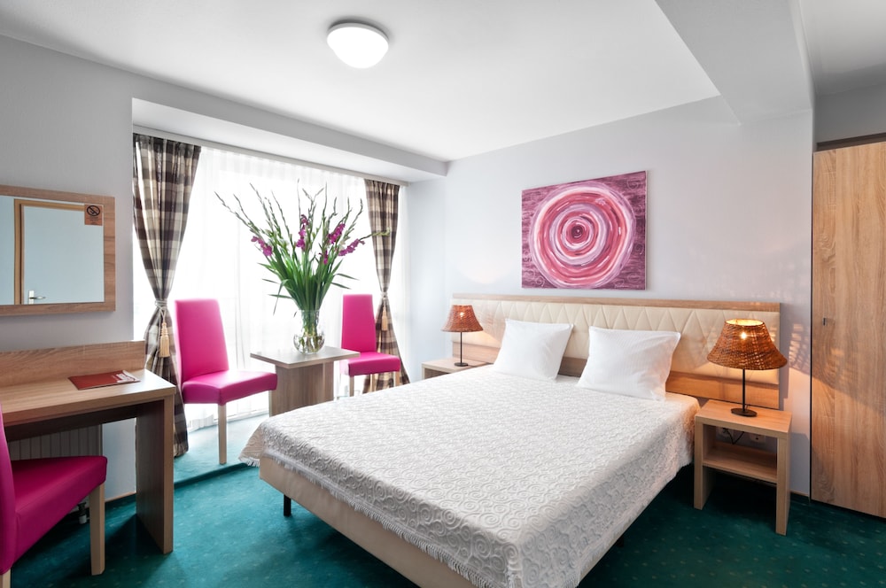 Petrus Hotel — Hotel rooms in Krakow, Lesser Poland