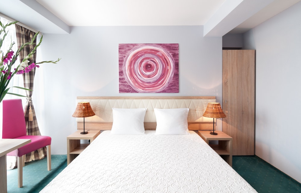 Petrus Hotel — Hotel rooms in Krakow, Lesser Poland