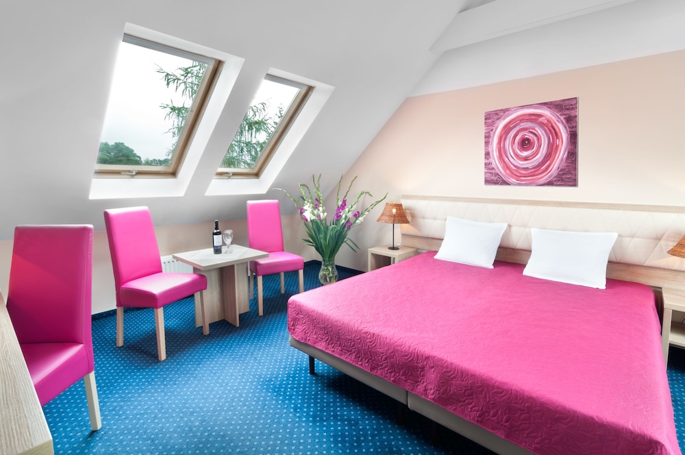 Petrus Hotel — Hotel rooms in Krakow, Lesser Poland