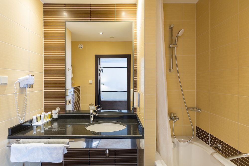 Qubus Hotel Krakow — Hotel rooms in Krakow, Lesser Poland