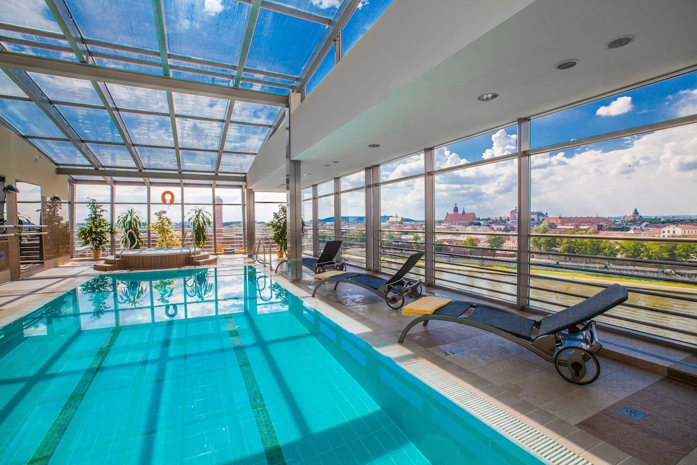 Qubus Hotel Krakow — Swimming pool in Krakow, Lesser Poland