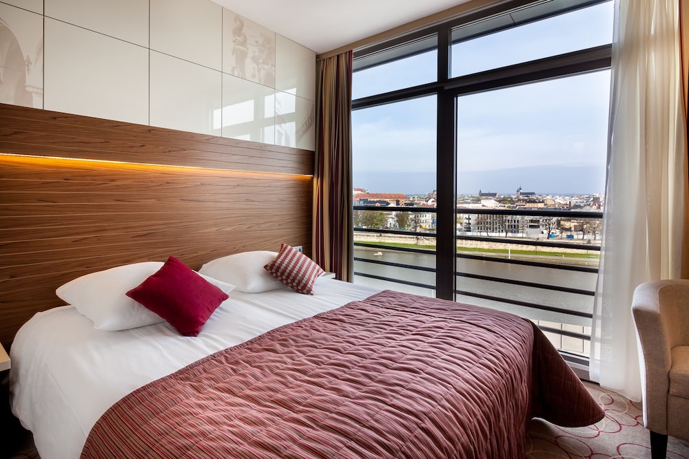 Qubus Hotel Krakow — Hotel rooms in Krakow, Lesser Poland