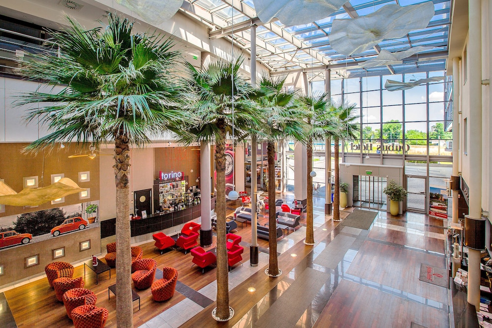 Qubus Hotel Krakow — Restaurant & bars in Krakow, Lesser Poland