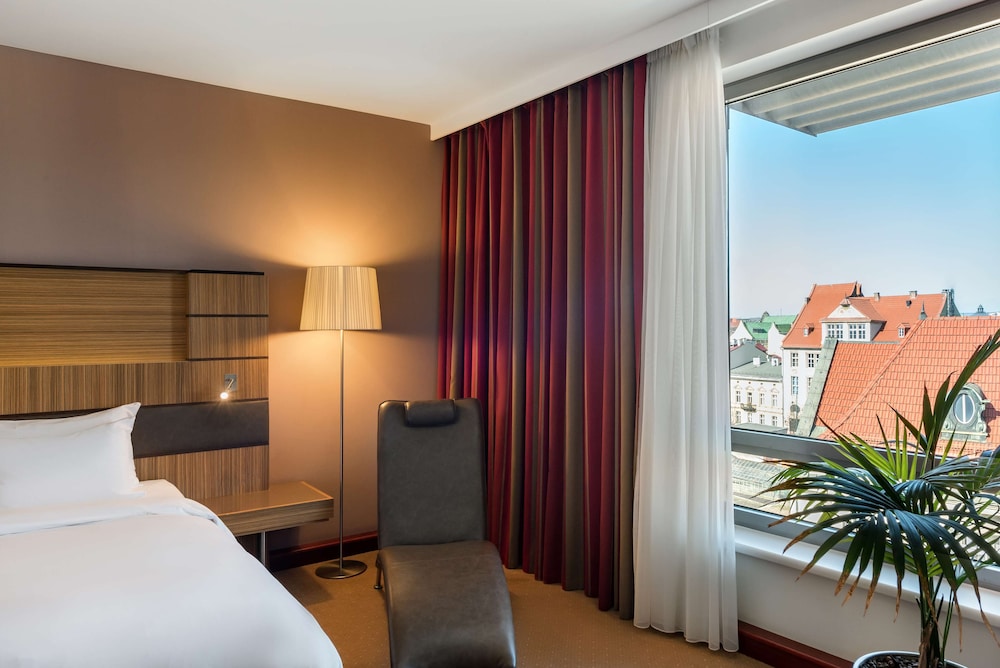 Radisson Blu Hotel, Krakow — Hotel rooms in Krakow, Lesser Poland