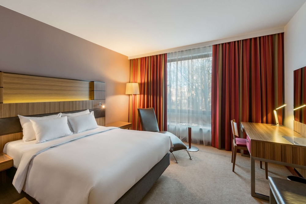 Radisson Blu Hotel, Krakow — Hotel rooms in Krakow, Lesser Poland
