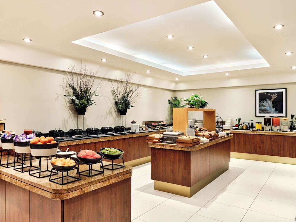 Radisson Blu Hotel, Krakow — Restaurant & bars in Krakow, Lesser Poland