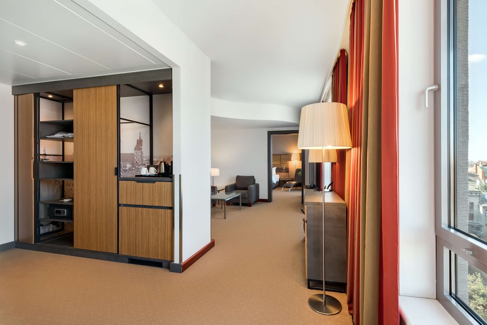 Radisson Blu Hotel, Krakow — Hotel rooms in Krakow, Lesser Poland